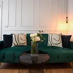 Apartment Comfortable 1br With Balcony In Downtown *