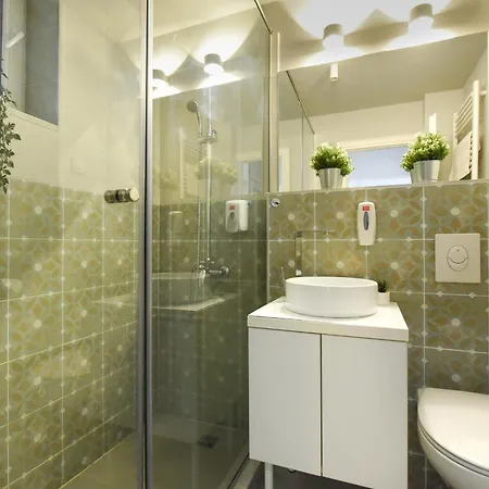 Comfortable 1br With Balcony In Downtown * Bucharest