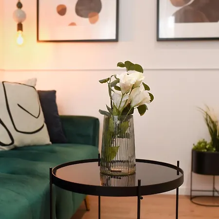 Comfortable 1br With Balcony In Downtown 布加勒斯特